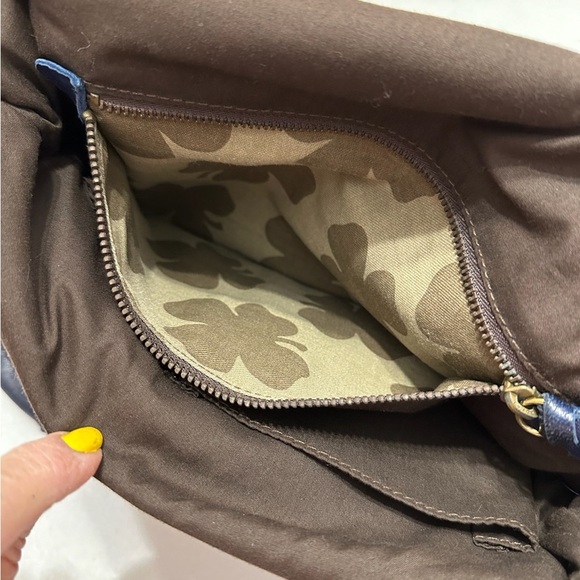 Lucky Brand Leather Abbey Road Crossbody Foldover Convertible Messenger Ink Blue - Picture 11 of 11